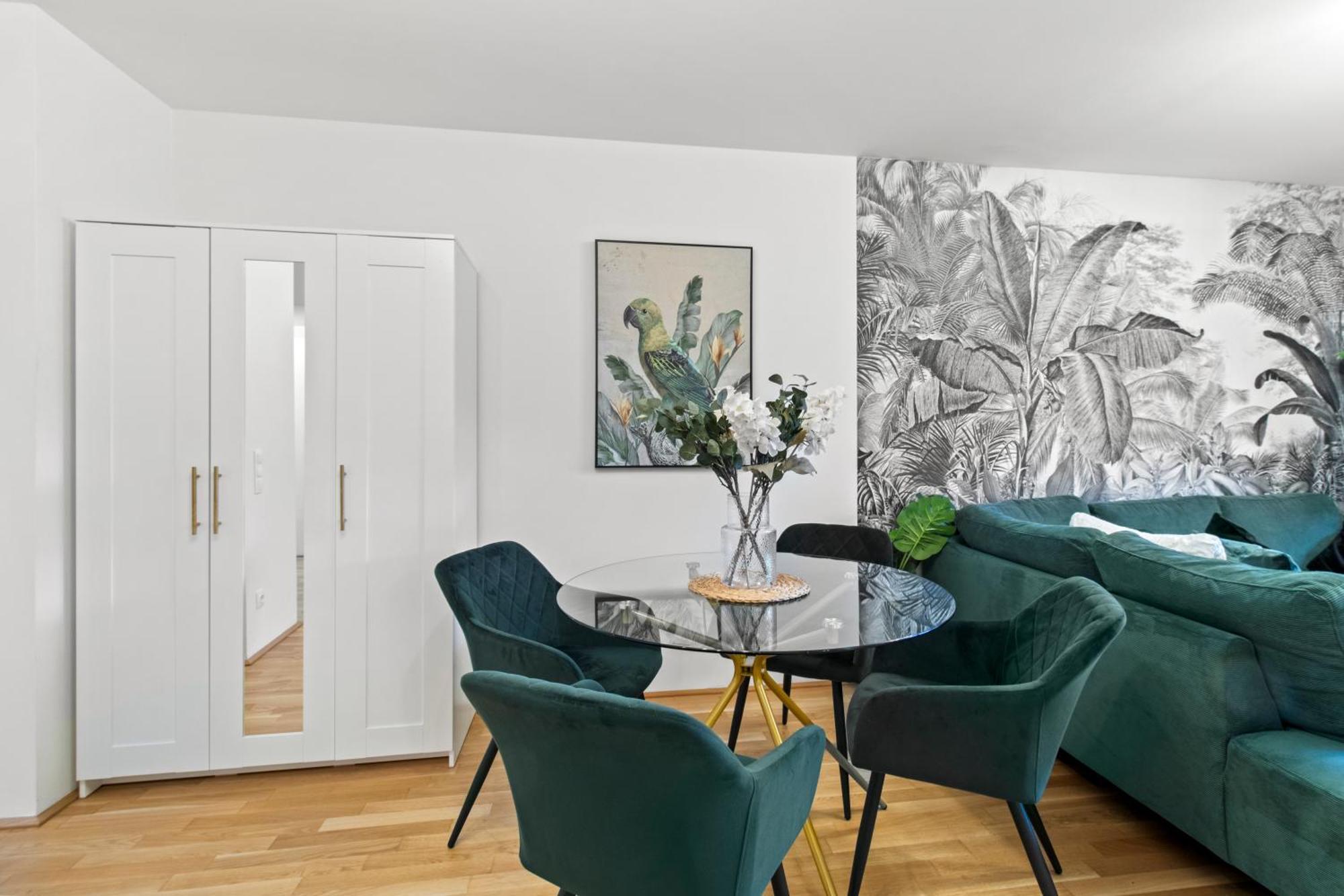 Balcony Apartment I 50 M² I Near City Center Vienna Esterno foto