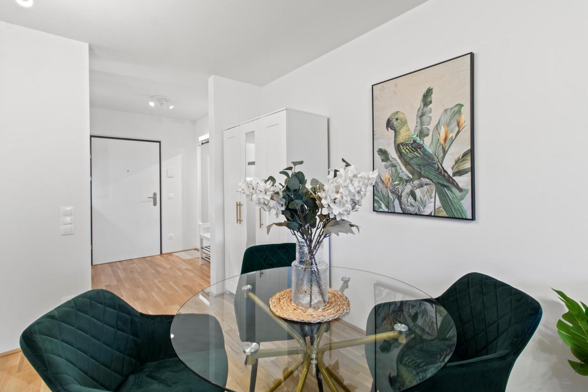 Balcony Apartment I 50 M² I Near City Center Vienna Esterno foto