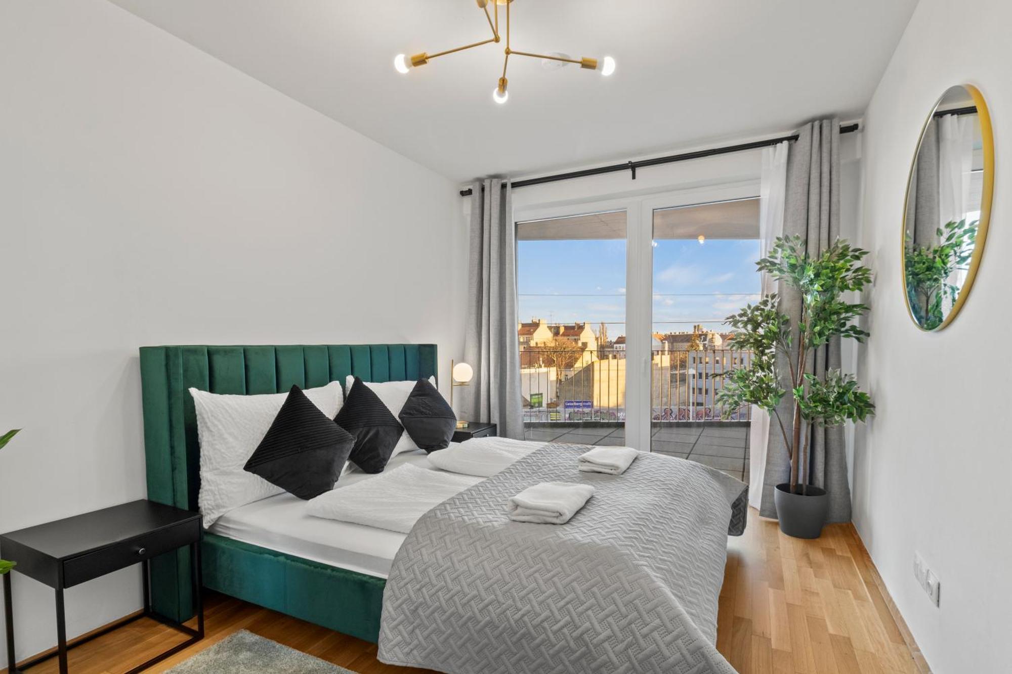Balcony Apartment I 50 M² I Near City Center Vienna Esterno foto