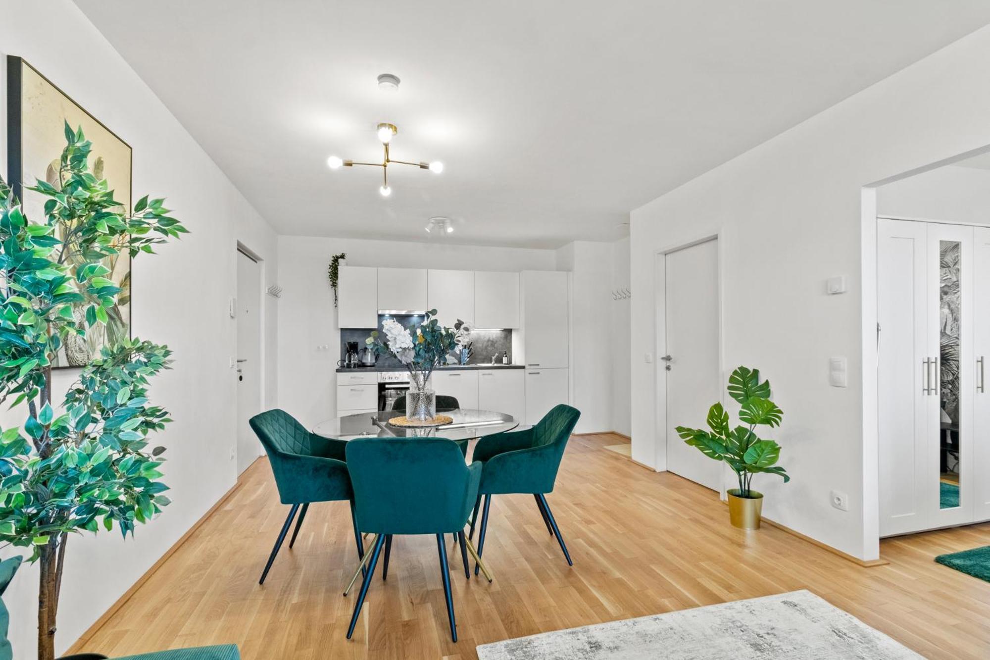 Balcony Apartment I 50 M² I Near City Center Vienna Esterno foto