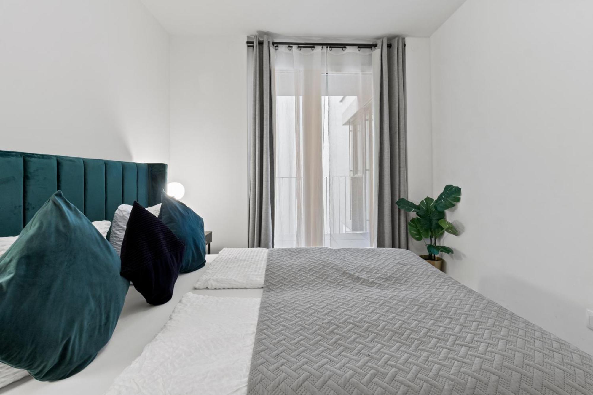 Balcony Apartment I 50 M² I Near City Center Vienna Esterno foto