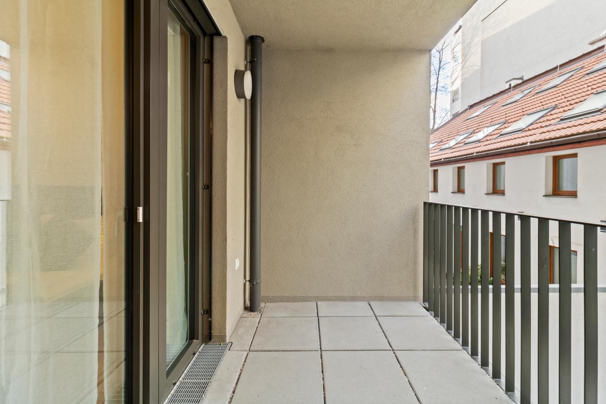 Balcony Apartment I 50 M² I Near City Center Vienna Esterno foto